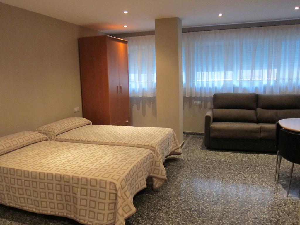 Apartamentos Abastos Валенсия Стая снимка